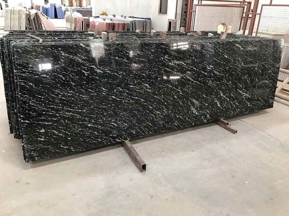 River-Black-Granite-Polished-Granite-Slabs-for-Kitchen-Countertops.jpg