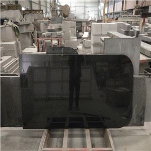 Meja Granit Galaksi Hitam Dengan Backsplash