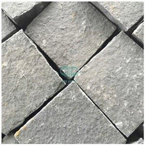 Jalan Masuk Granit Hitam