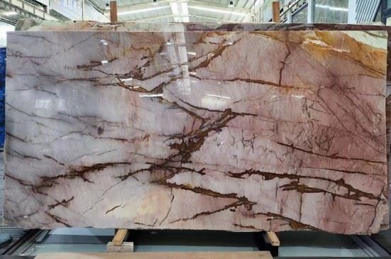 Cosmopolitan Quartzite Slab
