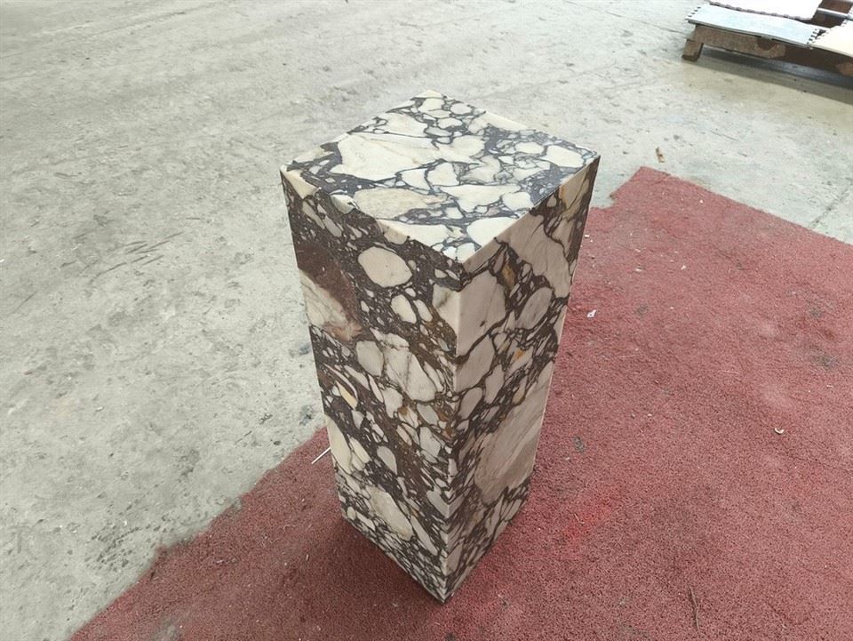 Bulgari Marble Square Column For Home Decorative factory